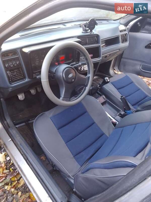 Седан Ford Sierra 1988 в Черновцах фото 10 Седан Ford Sierra 1988 в Черновцах