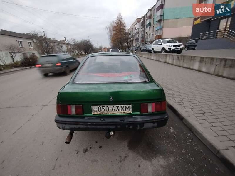 Ліфтбек Ford Sierra 1983 в Мирополі