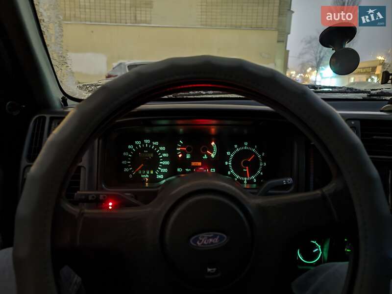 Лифтбек Ford Sierra 1992 в Киеве фото 19 Лифтбек Ford Sierra 1992 в Киеве