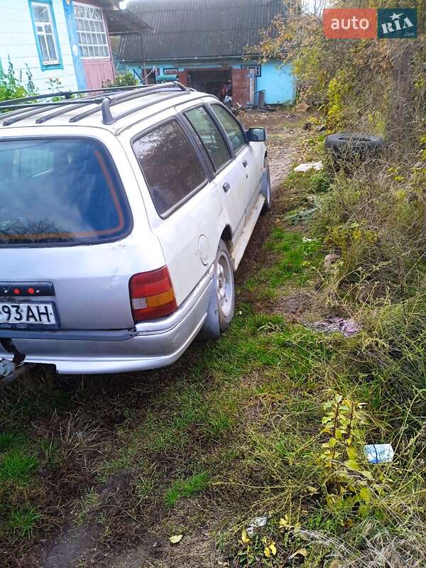 Универсал Ford Sierra 1986 в Смеле