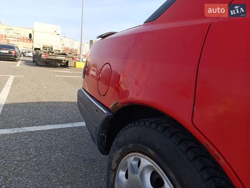 Седан Ford Sierra 1987 в Черновцах