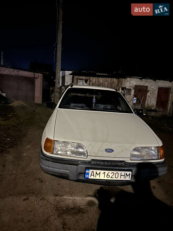 Седан Ford Sierra 1988 в Коростені