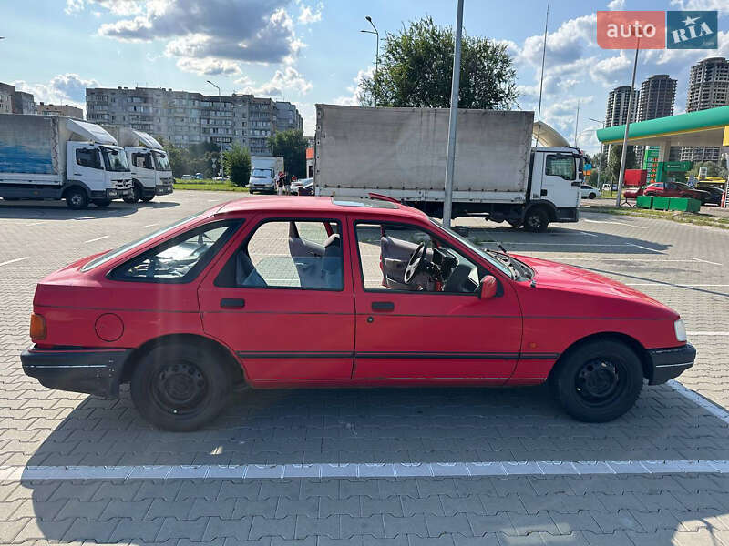 Лифтбек Ford Sierra 1988 в Киеве