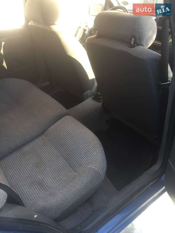 Лифтбек Ford Sierra 1986 в Виннице