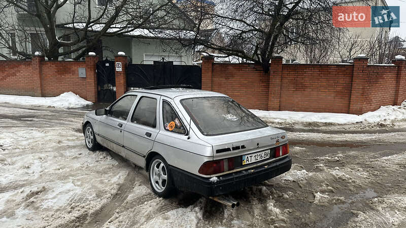 Лифтбек Ford Sierra 1986 в Ивано-Франковске