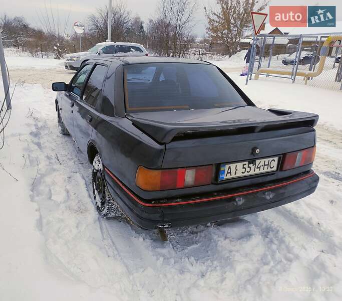 Седан Ford Sierra 1988 в Новых Петровцах