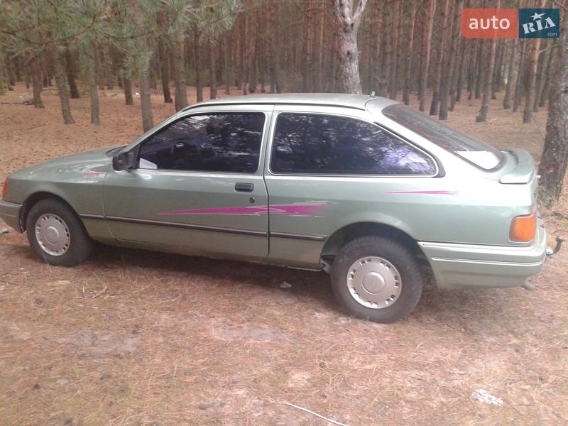 Лифтбек Ford Sierra 1987 в Ровно