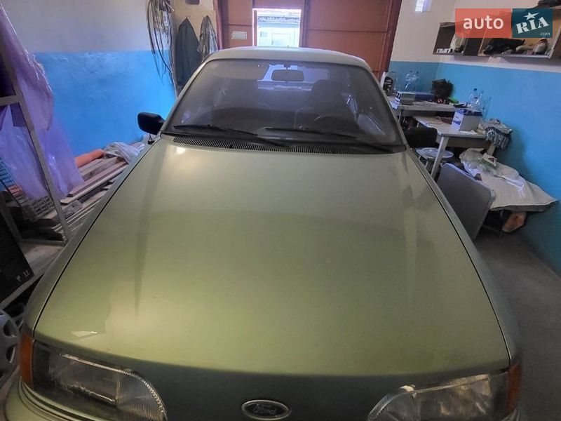 Лифтбек Ford Sierra 1987 в Ровно