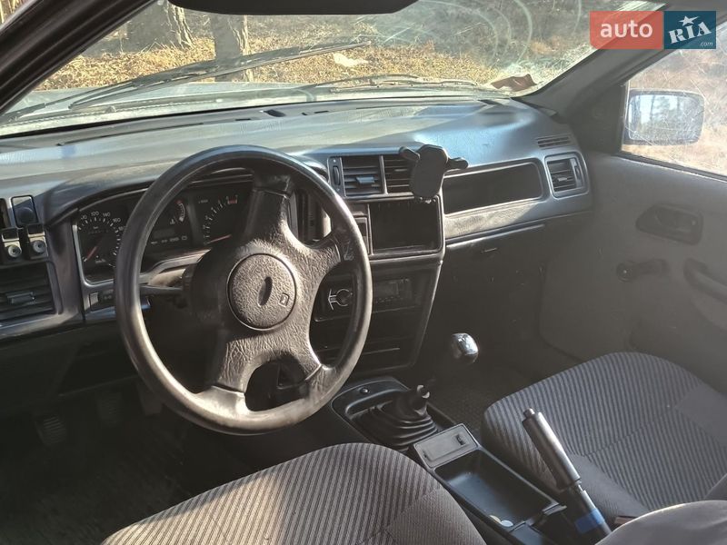Лифтбек Ford Sierra 1988 в Кременце