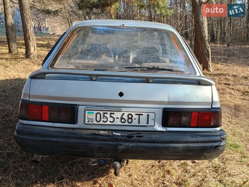 Лифтбек Ford Sierra 1988 в Кременце
