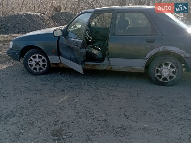 Седан Ford Sierra 1992 в Іванкові фото 4 Седан Ford Sierra 1992 в Іванкові