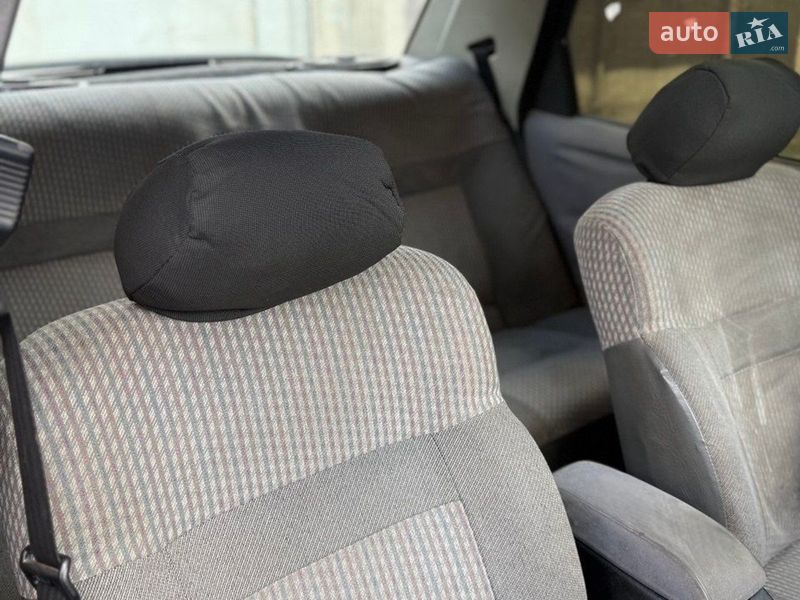 Седан Ford Sierra 1989 в Смеле