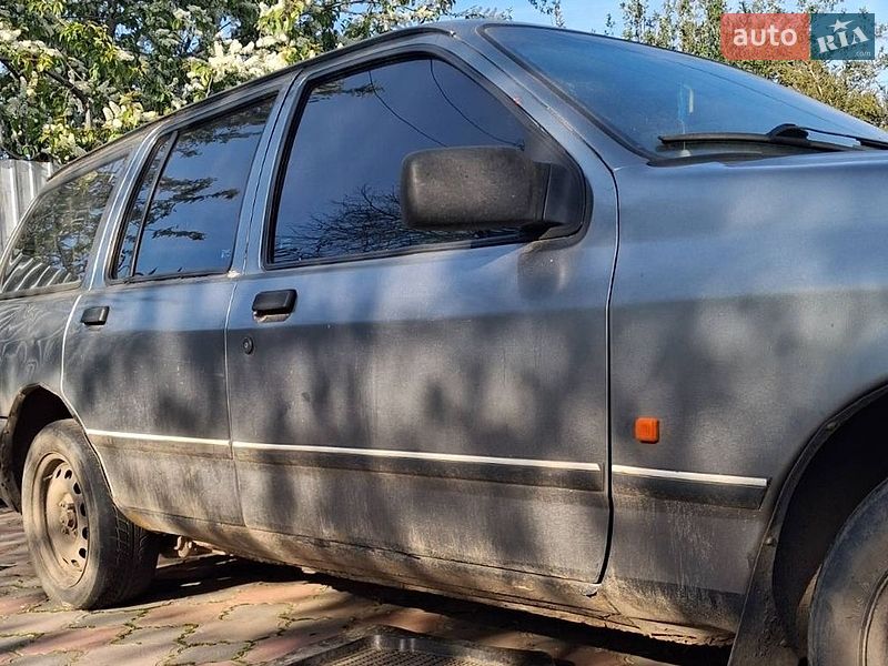 Универсал Ford Sierra 1985 в Смеле