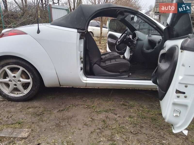Родстер Ford StreetKa 2004 в Кременце
