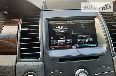 Седан Ford Taurus 2015 в 