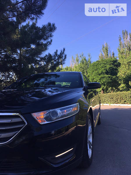 Седан Ford Taurus 2014 в Херсоне