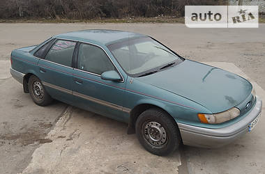 Седан Ford Taurus 1992 в Кам'янці-Дніпровській