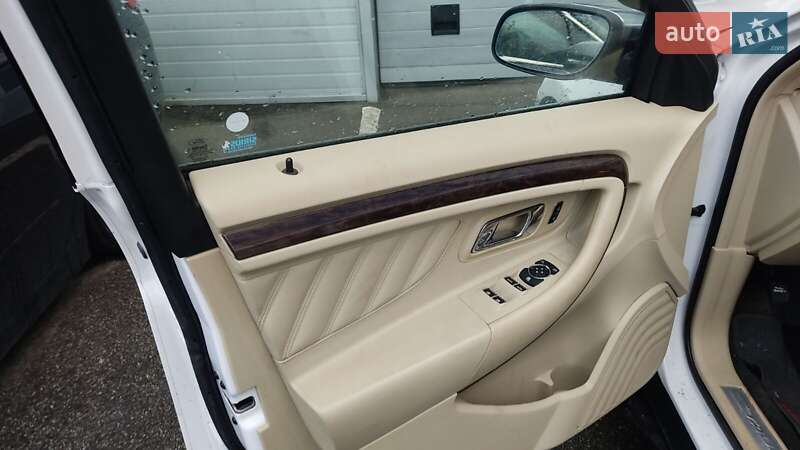 Седан Ford Taurus 2016 в Киеве фото 11 Седан Ford Taurus 2016 в Киеве