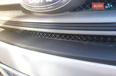 Седан Ford Taurus 2015 в Киеве