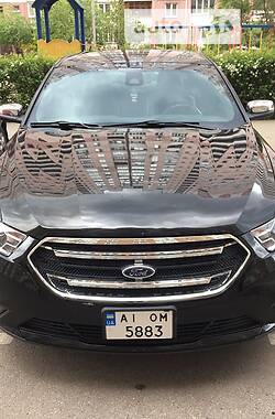 Седан Ford Taurus 2017 в Киеве