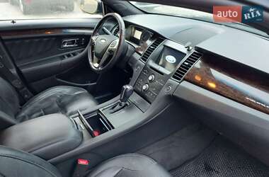 Седан Ford Taurus 2016 в Львові