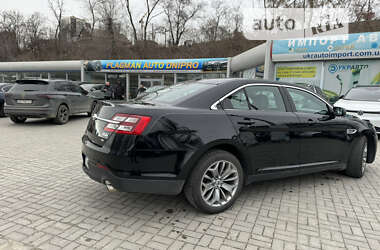 Седан Ford Taurus 2018 в Днепре