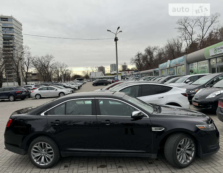 Седан Ford Taurus 2018 в Днепре