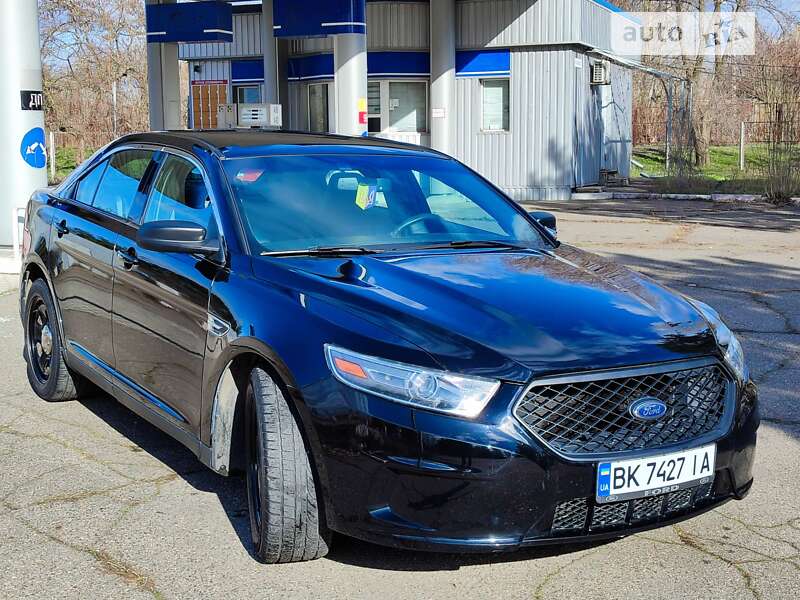 Седан Ford Taurus 2017 в Миколаєві