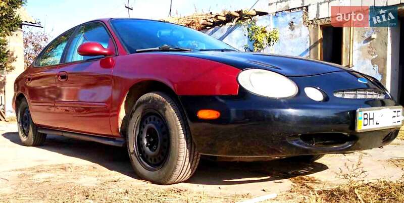 Седан Ford Taurus 1997 в Ивановке
