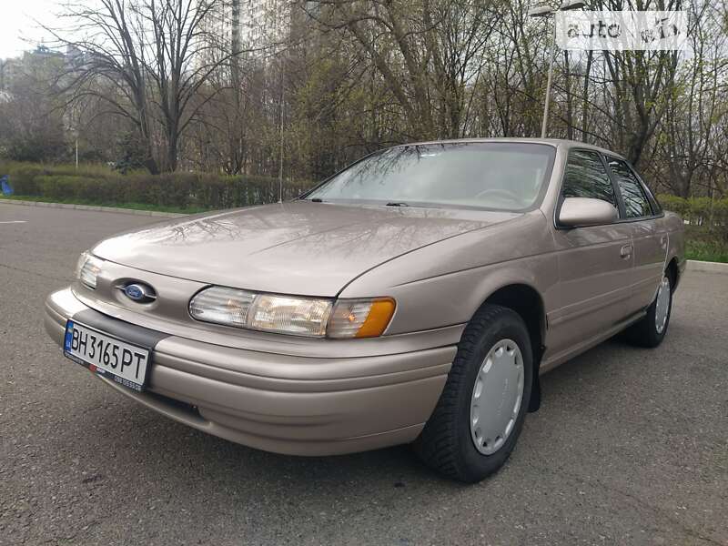 Ford Taurus 1995