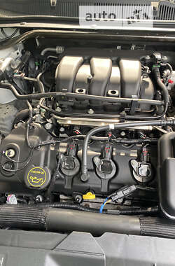 Седан Ford Taurus 2014 в Кропивницком