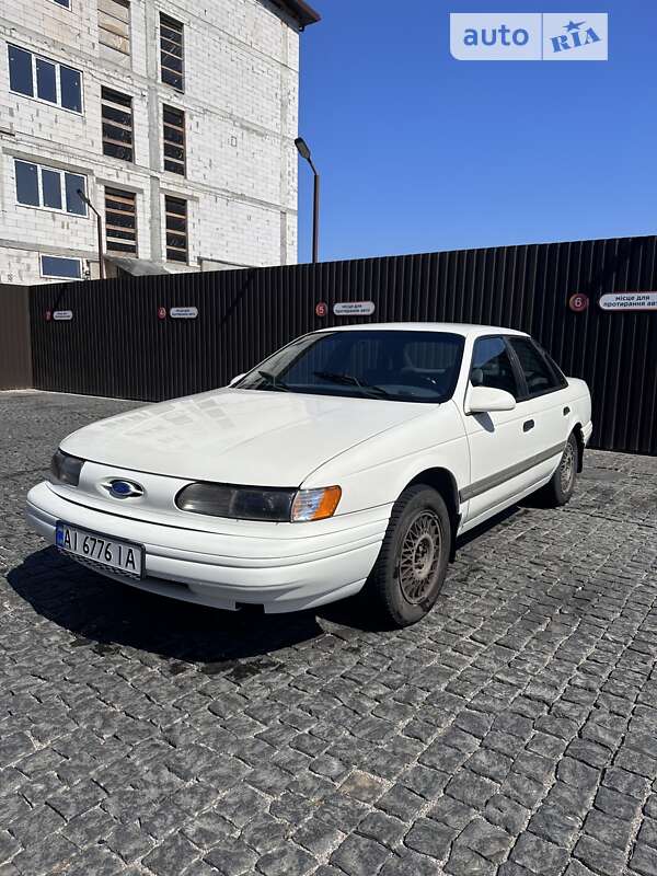 Седан Ford Taurus 1992 в Софиевской Борщаговке