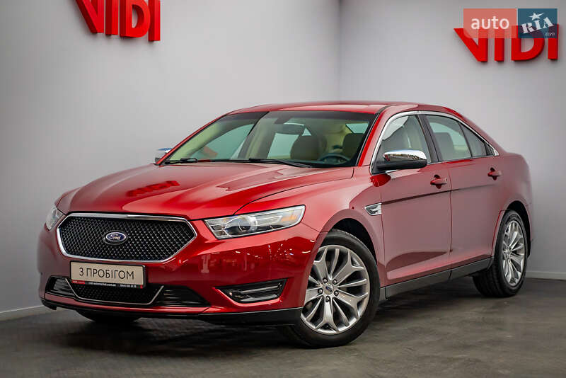 Седан Ford Taurus 2015 в Киеве