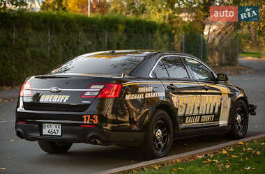 Седан Ford Taurus 2017 в 