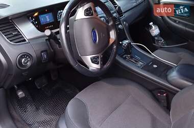 Седан Ford Taurus 2012 в 