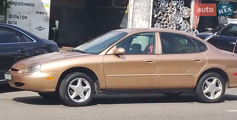 Седан Ford Taurus 1996 в Ровно