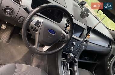 Седан Ford Taurus 2017 в 