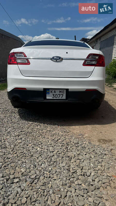 Седан Ford Taurus 2014 в Харькове