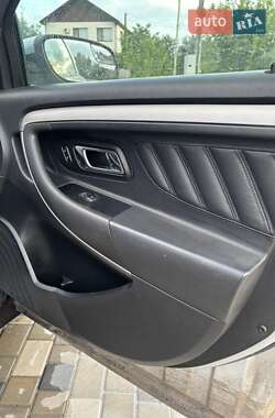 Седан Ford Taurus 2012 в 