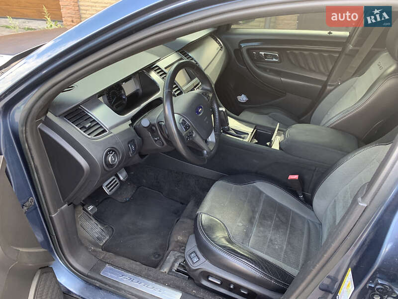 Седан Ford Taurus 2018 в Киеве