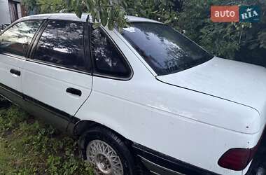 Седан Ford Taurus 1989 в Ахтырке