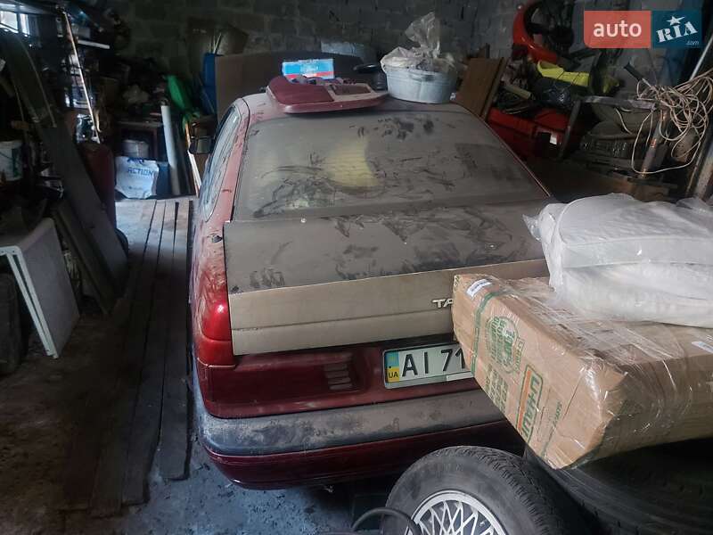 Седан Ford Taurus 1992 в Киеве фото 5 Седан Ford Taurus 1992 в Киеве