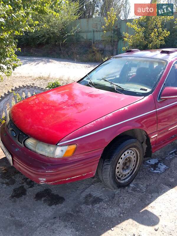 Седан Ford Taurus 1990 в Днепре
