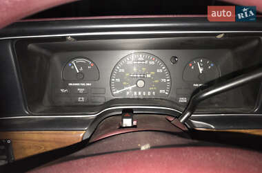 Седан Ford Taurus 1990 в Гнедине