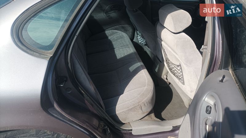 Седан Ford Taurus 1996 в Виннице