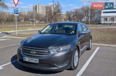 Седан Ford Taurus 2017 в Миколаєві