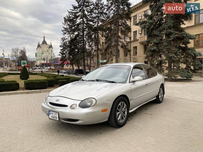 Седан Ford Taurus 1996 в Запоріжжі