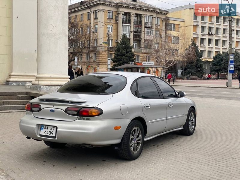 Седан Ford Taurus 1996 в Запоріжжі