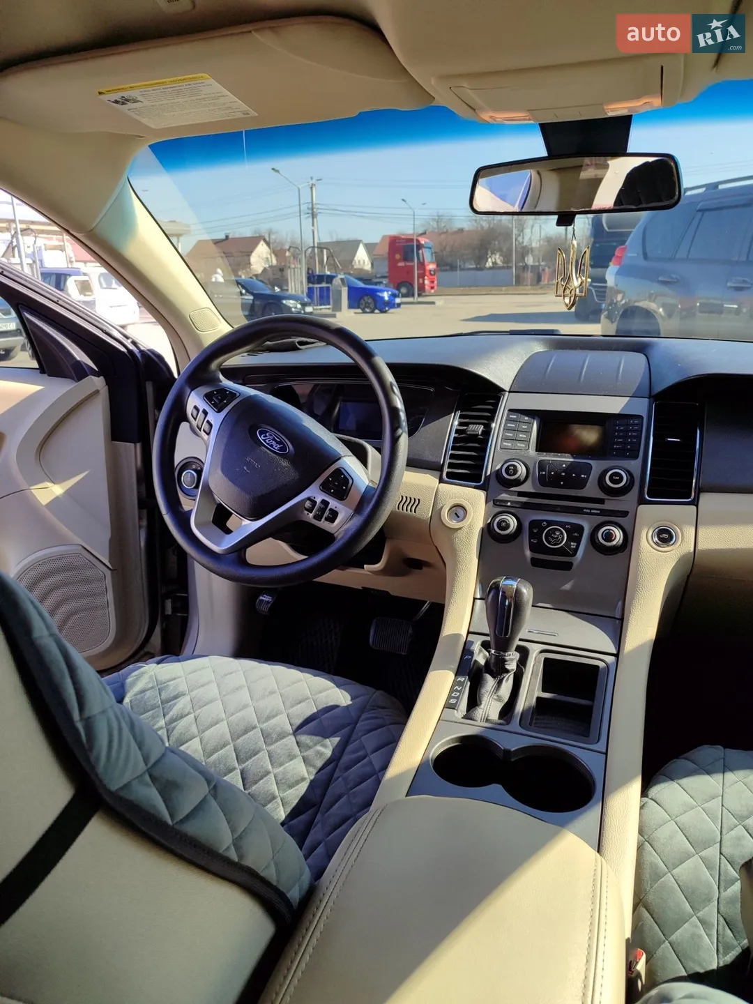 2017 Ford Taurus - мініатюра 10