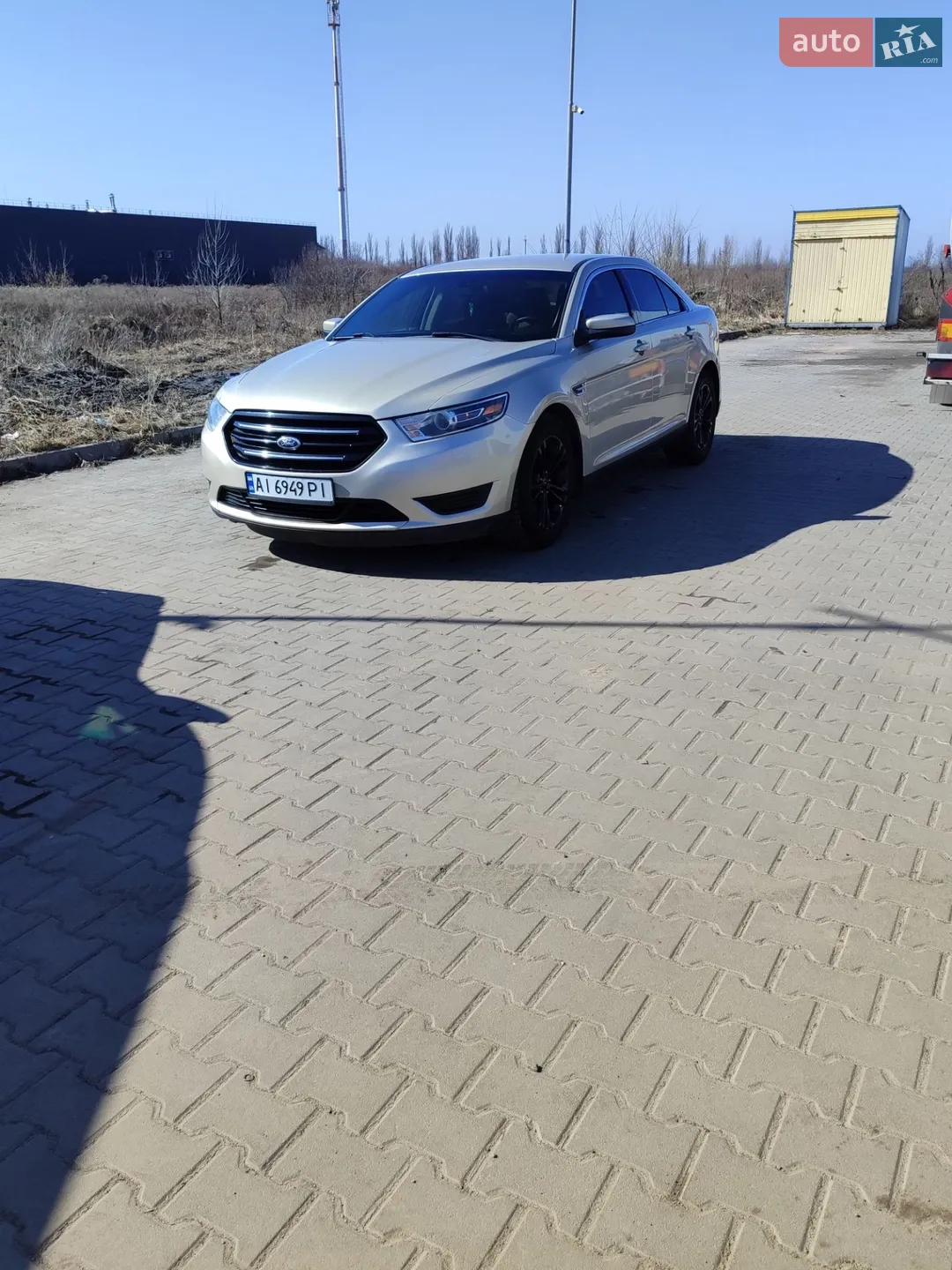 2017 Ford Taurus - мініатюра 15